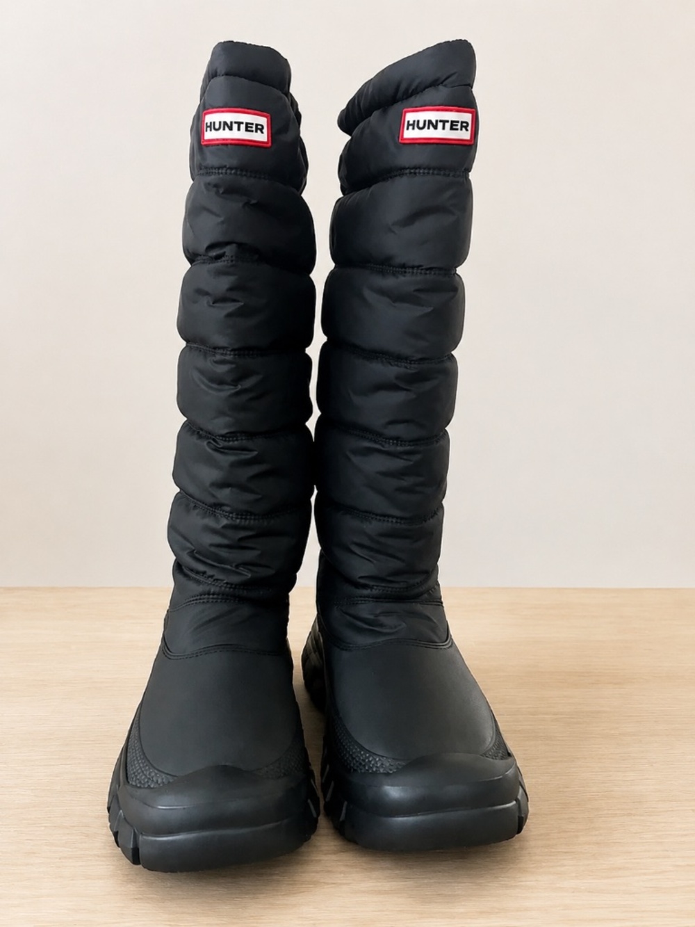 Hunter Women’s Tall Insulated Puffer Snow Boots Black NWT